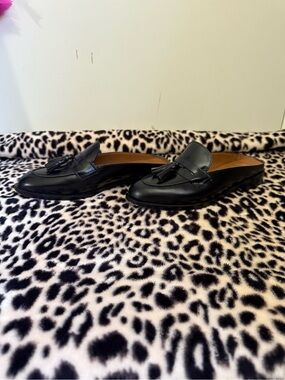 Brooks Brothers Black Leather Tassel Slip-On mules